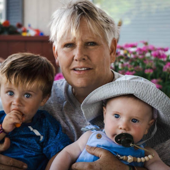 Meet your Posher, Karri - Picture 1 of 1